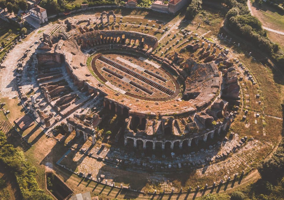 Amphitheater von Capua aus der Luft